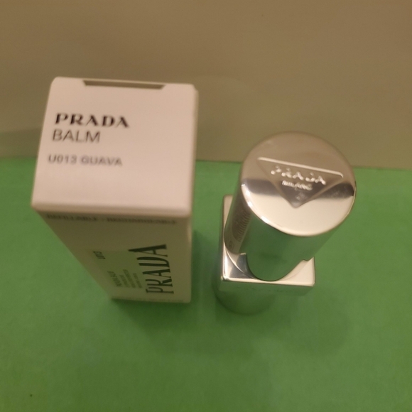 Prada Moisturizing Lip Balm U013 GUAVA - natural lip enhancing color. BNIB - Picture 6 of 7